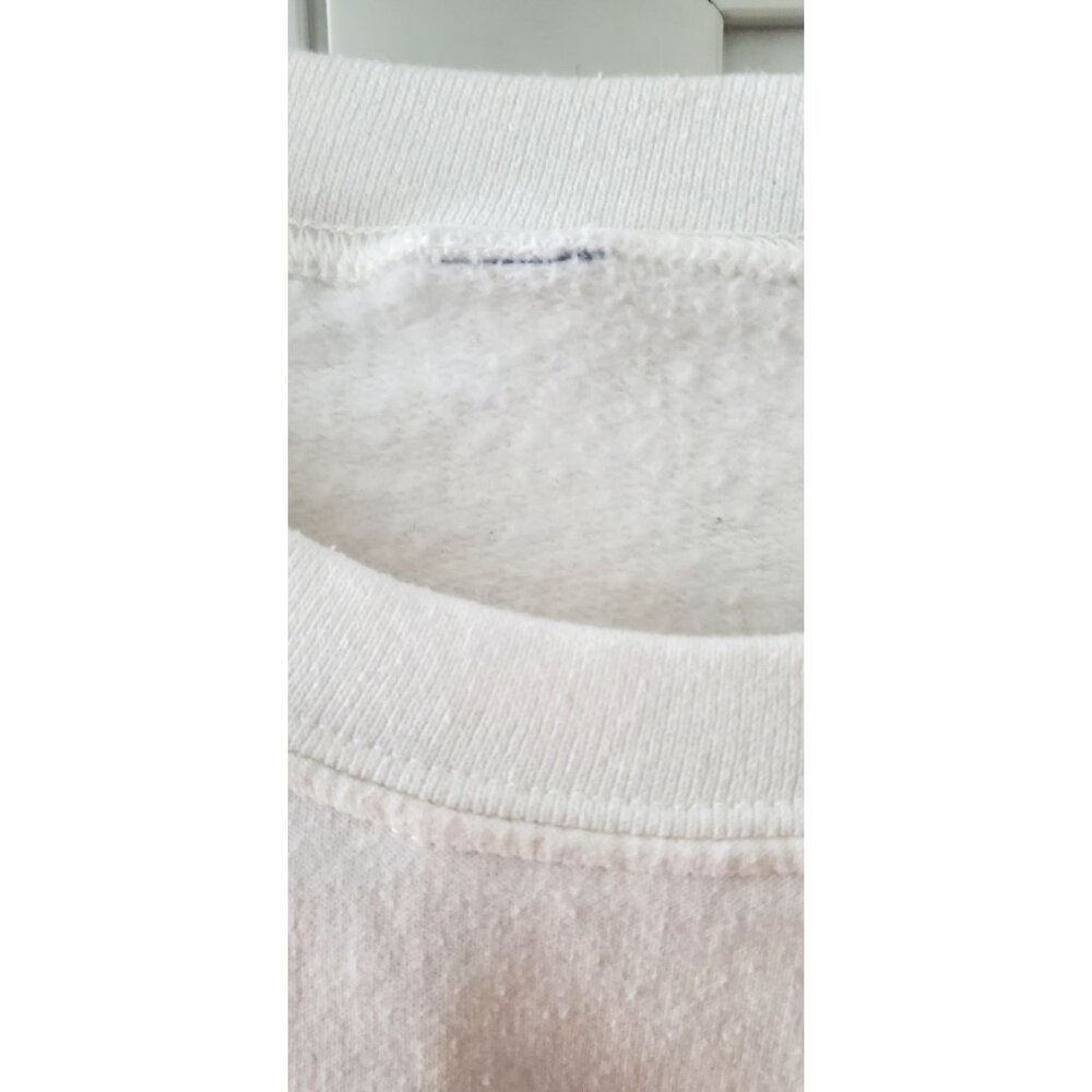 Merry Swiftmas & Kelce New Year White Sweatshirt Size XS - Picture 3 of 6